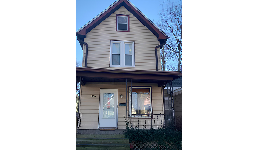 1806 Fredonia Ave