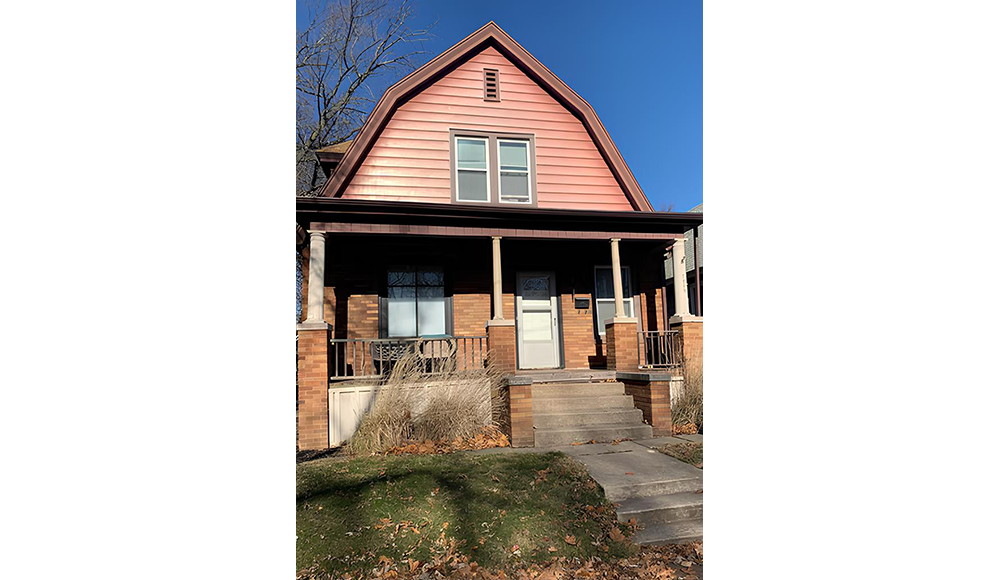 1809 Fredonia Ave